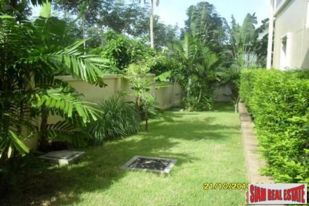 Grand Five Bedroom Family Home with Pool in Cherng Talay-7