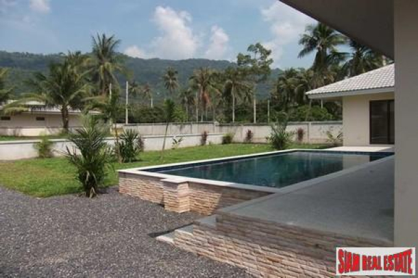 New Three Bedroom Pool Villa in Hua Thanon, Koh Samui-4