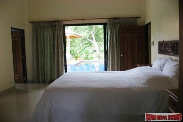 Spacious Four Bedroom House with Private Pool in Rawai-8