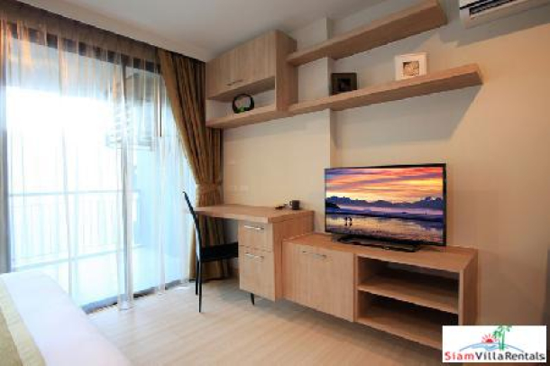 Contemporary Studio Holiday Apartment in Patong with Mountain View-8