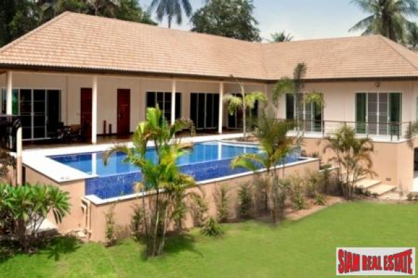 Exceptional 4-Bed Pool Villa in Rawai with Sea View-3