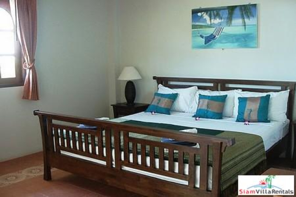 Holiday Pool Villas with Four Bedrooms in Bophut, Koh Samui-10