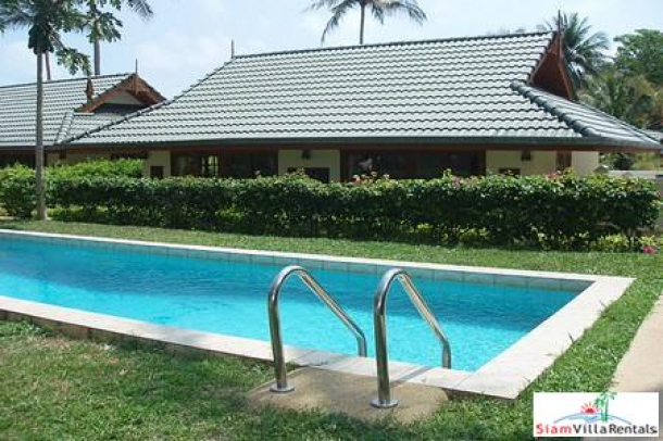 Holiday Pool Villas with Four Bedrooms in Bophut, Koh Samui-4