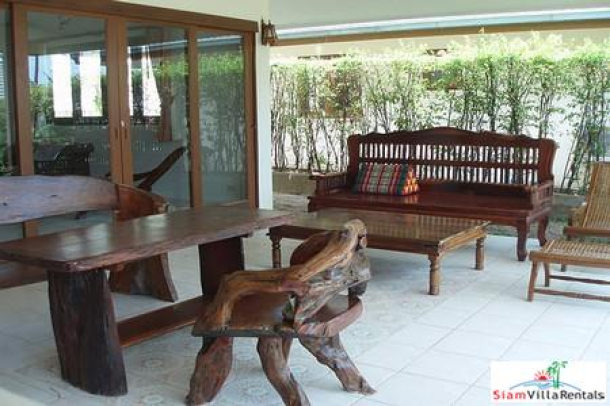 Holiday Pool Villas with Four Bedrooms in Bophut, Koh Samui-8