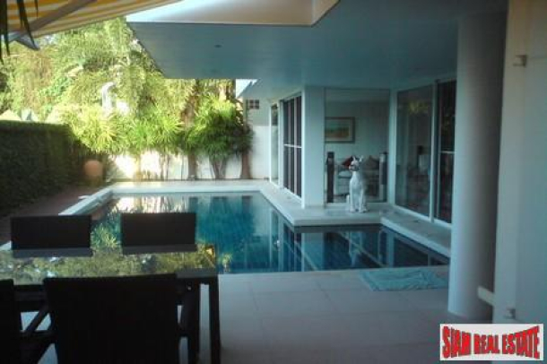Stylish Two Bedroom Modern House with Pool near Golf Course in Kathu-3