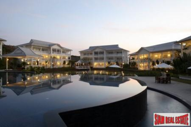 Lakeside One Bedroom Condo near Layan Beach in Cherng Talay-5