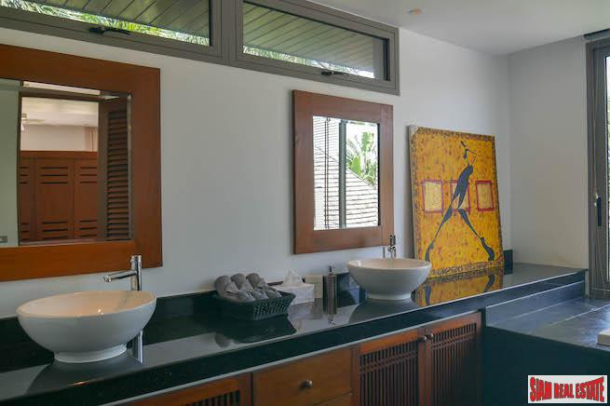 Tropical Pool Villa with Two Bedrooms in Nai Harn-27