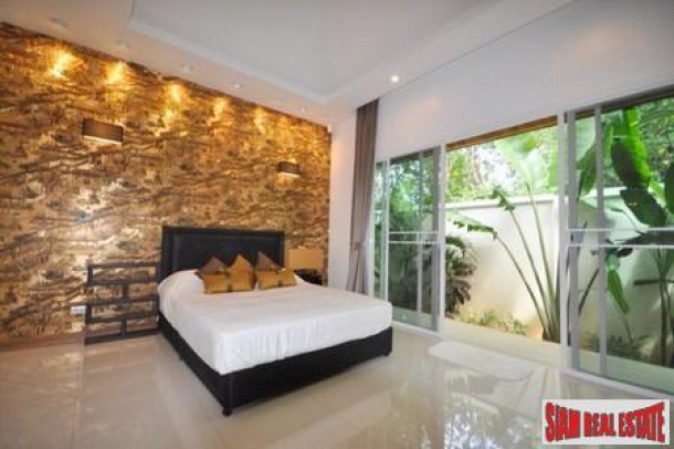 New Modern Three Bedroom Pool Villa in Thalang-10