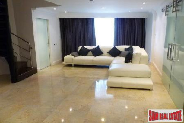 Quick Sale Wanted - 3 Bedroom Duplex Condominium - South Pattaya/Jomtien-4