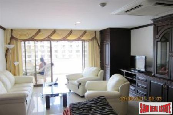 Studio For Sale Which Affords The Owner Everything On The Doorstep - North Pattaya-3