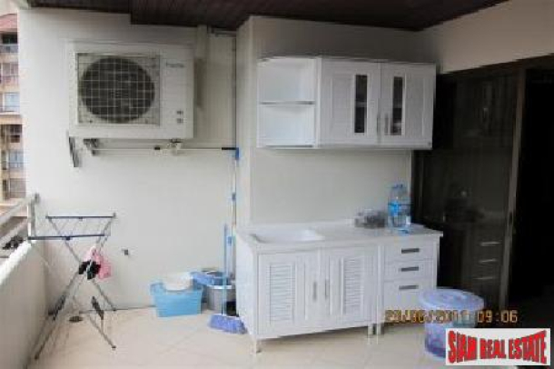 Studio For Sale Which Affords The Owner Everything On The Doorstep - North Pattaya-6
