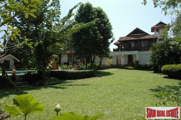 Large Well Appointed Four Bedroom House with Pool in Rawai-1