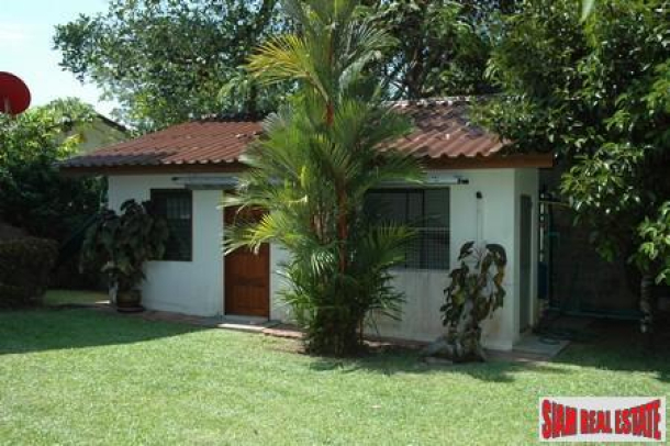 Large Well Appointed Four Bedroom House with Pool in Rawai-16