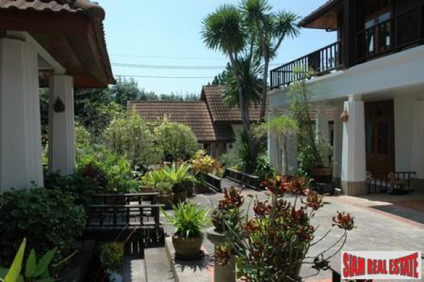 Large Well Appointed Four Bedroom House with Pool in Rawai-18