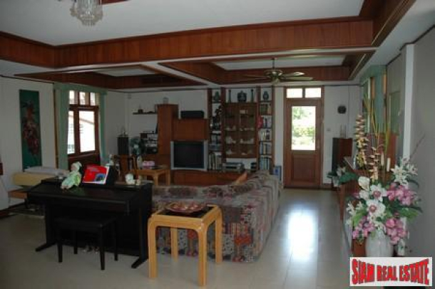 Large Well Appointed Four Bedroom House with Pool in Rawai-7