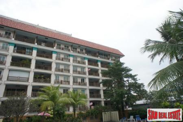 Well Finished Modern Apartment with Two Bedrooms in the Centre of Patong-1