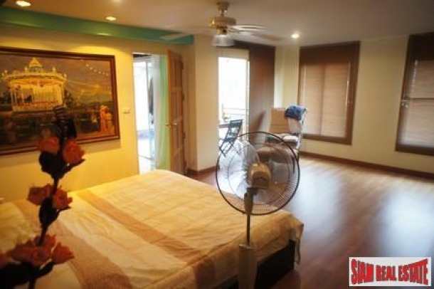 Well Finished Modern Apartment with Two Bedrooms in the Centre of Patong-15