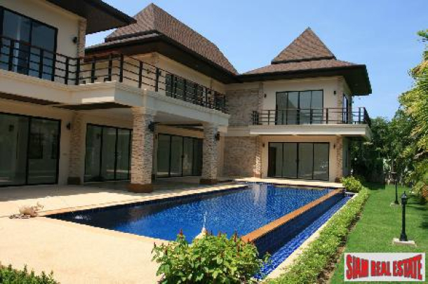 New Luxury Six Bedroom House with Private Pool in Nai Harn-10