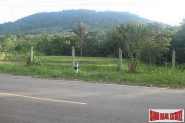 Over 1.5 Rai (2,468 Sq.m.) of Flat Land in Nong Thale, Krabi-1