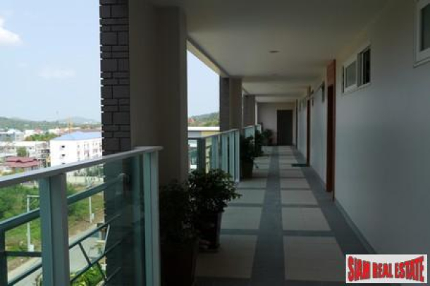 1 and 2 Bedroom Apartments In a Quality Beach Resort Area - South Pattaya-16