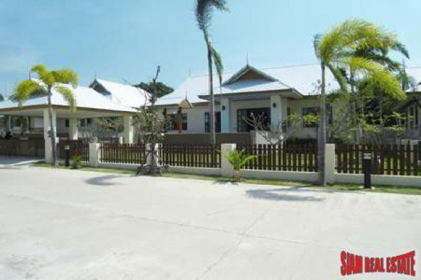 Well Constructed Villas in a Tranquil Setting - East Pattaya-1