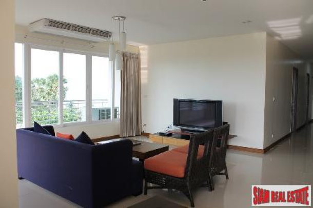 An absolute beachfront condominium with nice sea view for sale-8