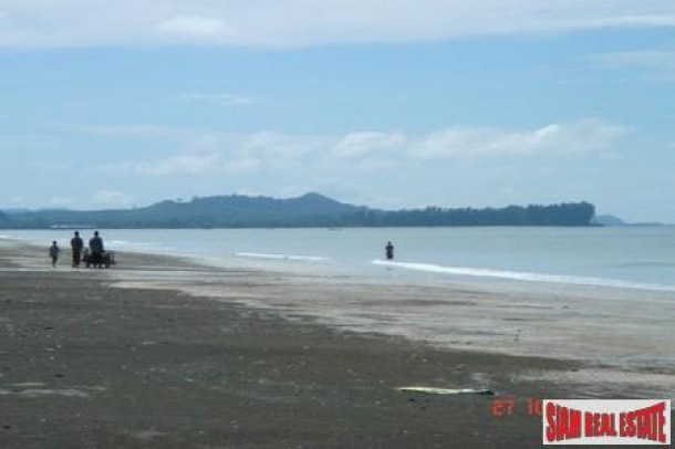 Four Plots of Flat Beachside Land Available on Had Yao-3