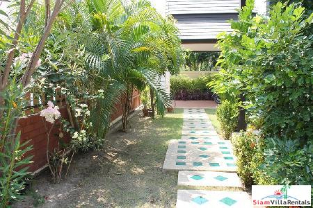 3 bedroms house with private pool for rent only 5 mins to beach.-16