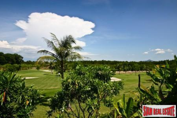 Grove Gardens Townhome | Modern Sea View 3 Bedroom Townhome on Golf Course in Cape Yamu-17