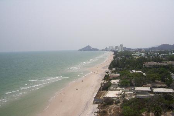 Impressive Condominium to rent in Hua Hin On The Beach-1