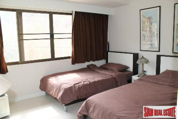 2 bedrooms condominium on the golf course with sea views-8