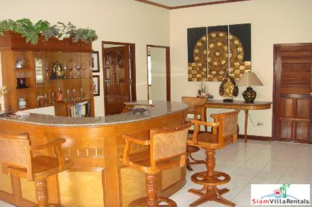 3 bedrooms villa with private swimming pool for rent only few minutes to Hua Hin town.-2