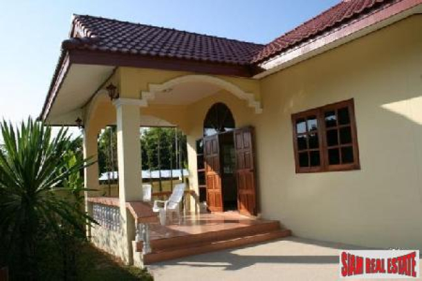 Modern 2 Bedroom House with Pool in Rawai-1