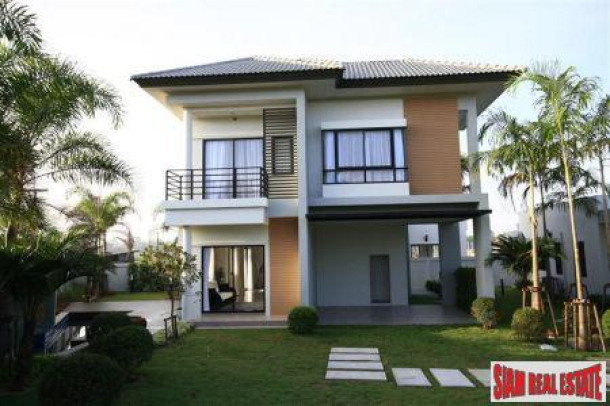 Amazing Prices For These 3 Bedroom Houses - East Pattaya-1