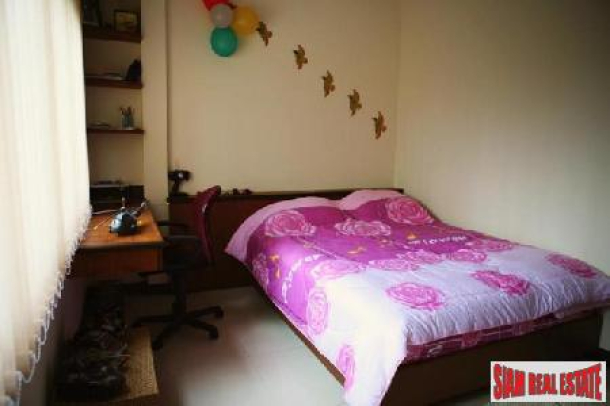 3 Big Bedrooms In This Thai- Balinese Style Property - East Pattaya-9