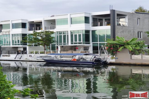 Boat Lagoon | Modern Three Bedroom Townhouse with Canal View for Rent-3