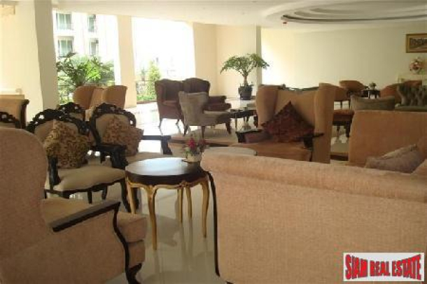 One Bedroom Apartment In Central Pattaya-4