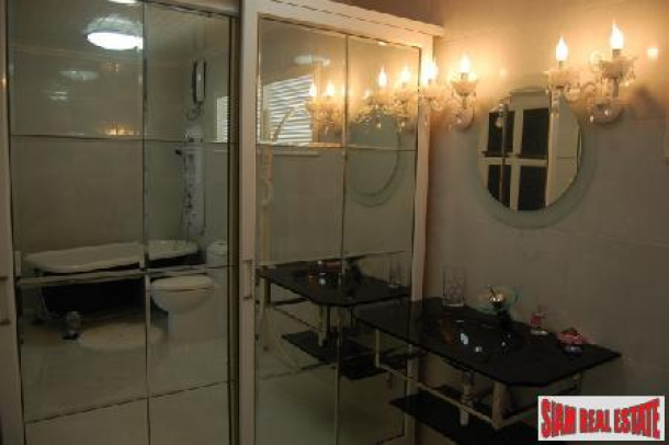 2 Bedroom, 2 Bathroom Condominium - Rayong-12