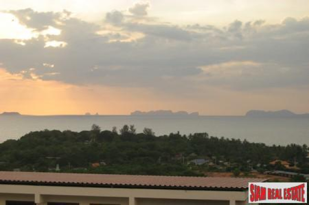 Two-Bedroom House with Sea Views on Koh Lanta-11