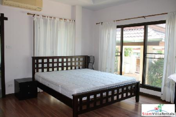 3 bedrooms villa with private swimming pool for rent only few minutes to Hua Hin town.-6