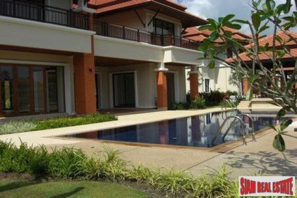 Spacious, Luxurious Four Bedroom Pool Villa in Laguna-6