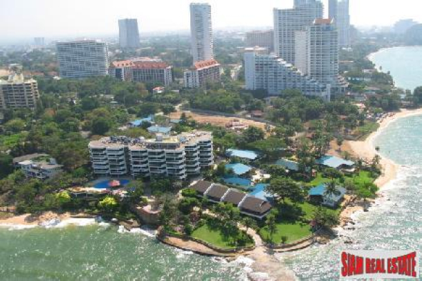 2 Bedroom Condominium, 16th Floor, Special Price - North Pattaya-1