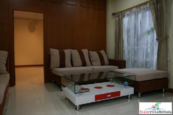 Three Bed, Three Bathroom House For Long Term Rent - East Pattaya-3