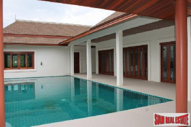 Brand new luxury 3 bedrooms house with private swimming pool for sale.-15