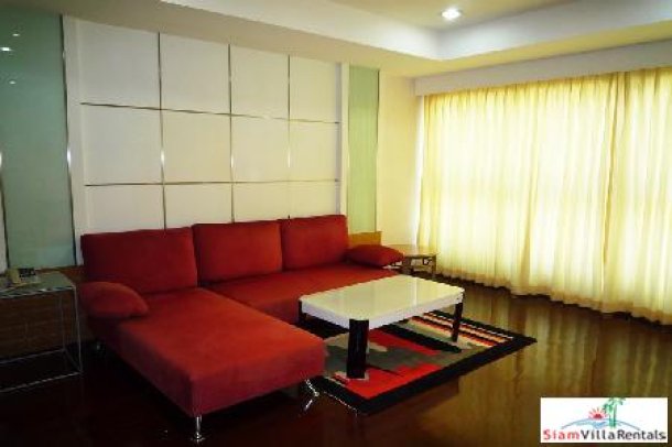Paholyothin Place | Stunning 3 bedroom, 3 bath 135 sqm. Condo for Rent only 2 Minutes Walk to Ari BTS Station-1
