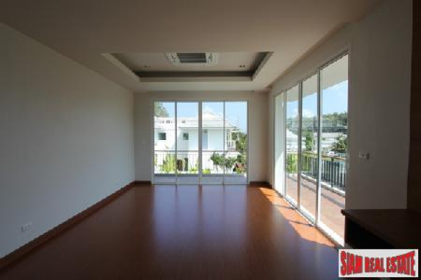 The Kris Condote | Two Bedroom Apartment in Resort Setting for Rent above Patong-12