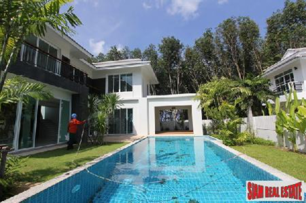 The Kris Condotel | One Bedroom Apartment in Resort Setting for Rent above Patong-13