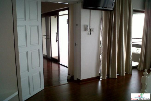 1 bedroom condominium unit with the direct access to the swimming pool for rent.-22