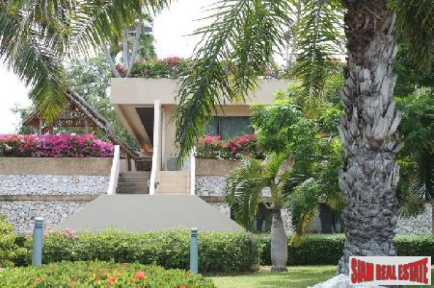 An absolute beachfront 3 bedrooms condominium for sale.-1