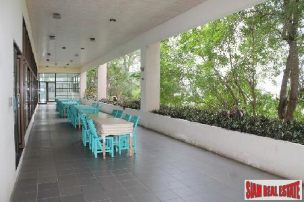 An absolute beachfront 3 bedrooms condominium for sale.-18